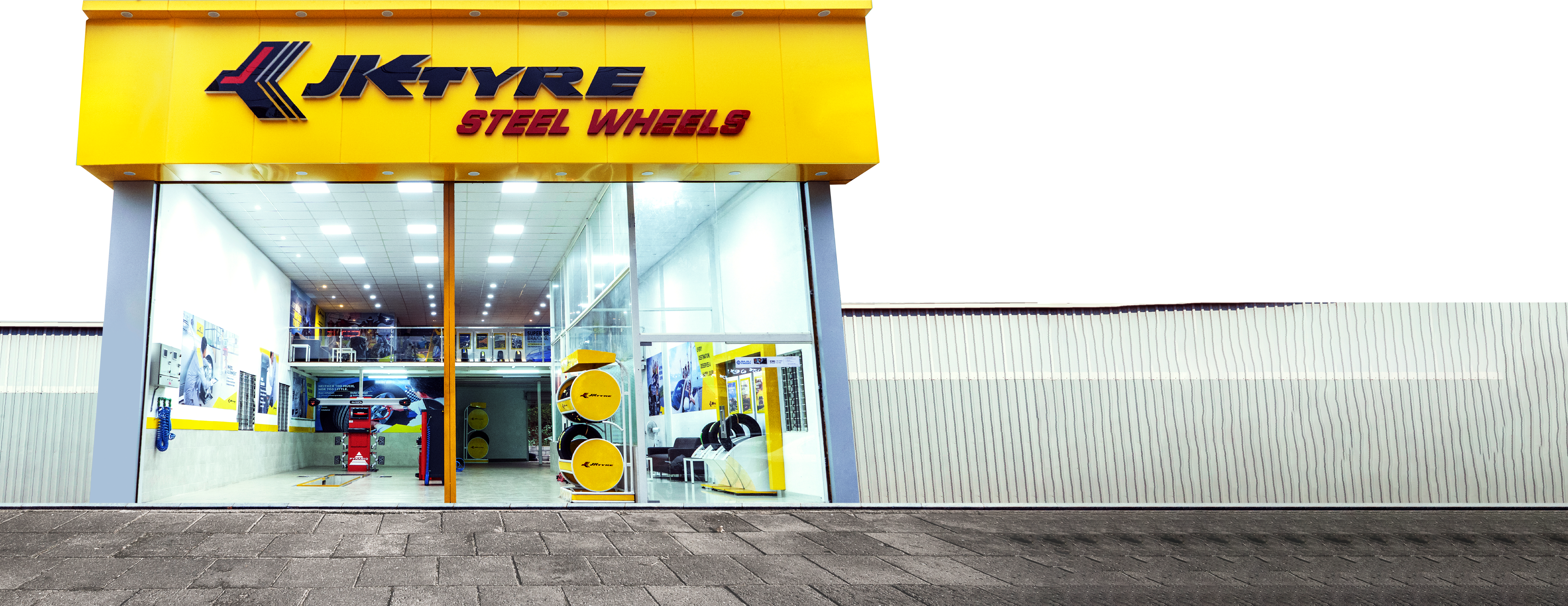Lucky Tyre Service updated their... - Lucky Tyre Service